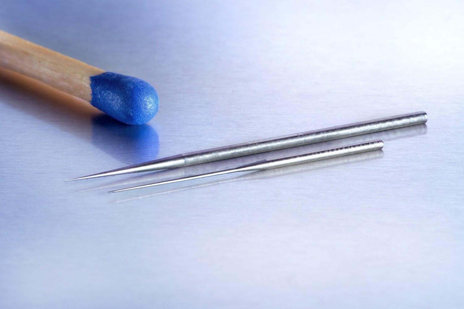Kleinstdrehteile – Nadeln für die Medizintechnik von Haller-Jauch